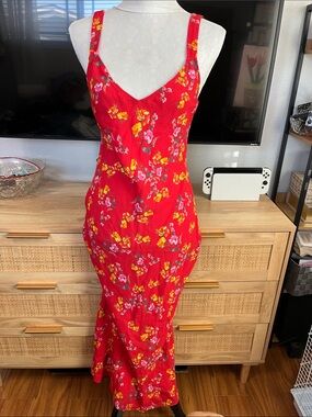 Rumored
Sunnyside Maxi Dress